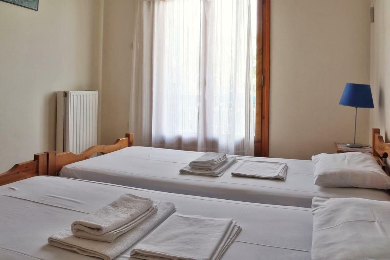Seaview- 2 Space - Selfcatering Apartment - Helen No 3 시로피가도 외부 사진